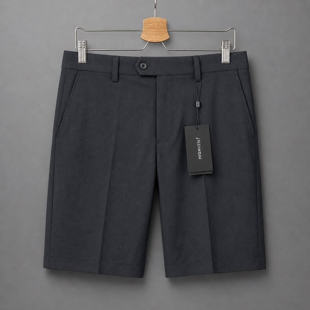J. Lindberg High Vent Black Golf Shorts in size 32